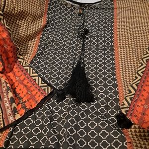 Poncho style top size Medium